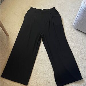 HALARA Classic Black Wide-Leg Trousers